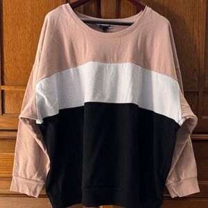 EUC Torrid Colorblock Fleece Pullover Sweatshirt Crewneck size 4